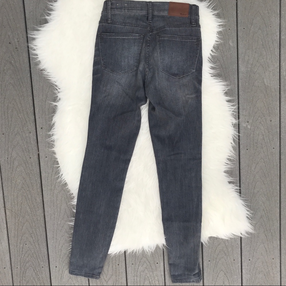 Madewell 9” Rise Jeans - Picture 3 of 5